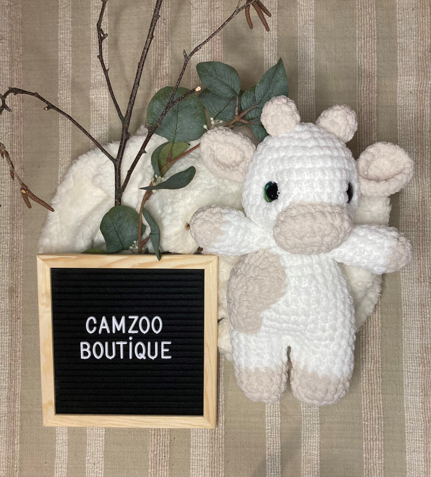 Amigurumi vache blanche et beige